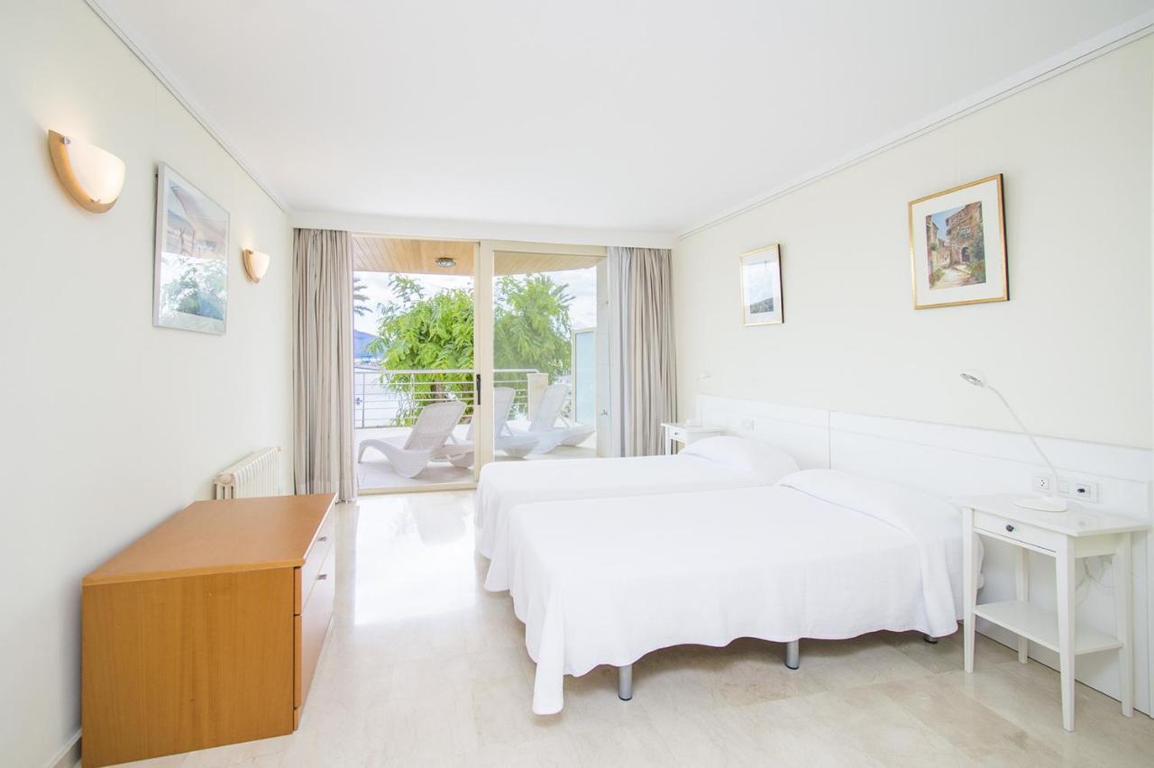 Seafront Ap Acuario Appartement Port de Pollença Buitenkant foto