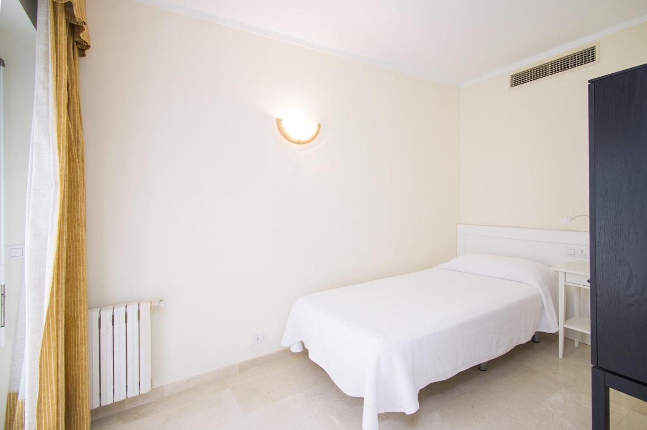 Seafront Ap Acuario Appartement Port de Pollença Buitenkant foto